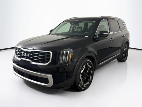 Used 2025 Kia Telluride S AWD/4WD image 3