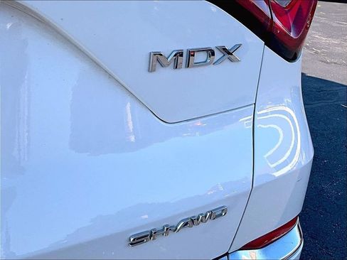 Used 2023 Acura MDX SH-AWD w/ Technology Package image 8