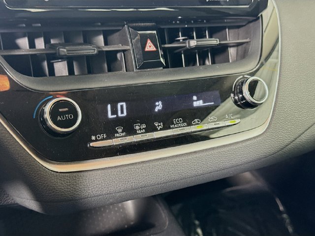 Certified 2021 Toyota Corolla LE FWD image 17