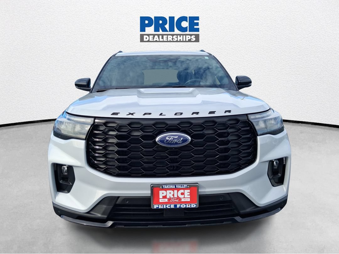 Used 2026 Ford Explorer ST-Line AWD/4WD image 4