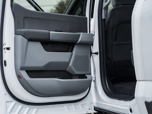 New 2026 Ford F250 XLT w/ FX4 Off-Road Package image 38