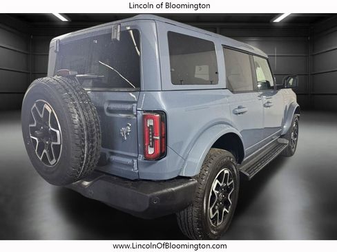 Used 2025 Ford Bronco Outer Banks AWD/4WD image 7