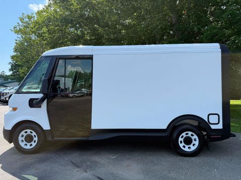 Used 2024 Chevrolet Brightdrop 400 w/ Commercial Equipment Package AWD/4WD image 5