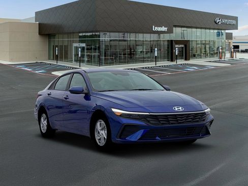 New 2026 Hyundai Elantra SE w/ Cargo Package image 10