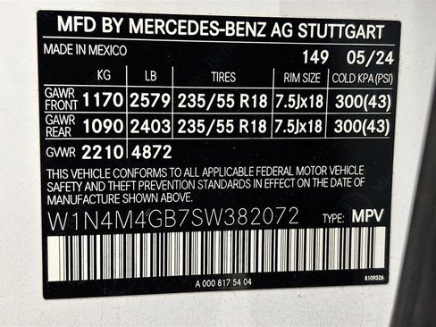 Used 2025 Mercedes-Benz GLB 250 image 29
