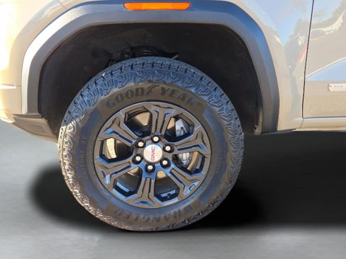 Certified 2024 GMC Canyon Elevation w/ Elevation Premium Package image 30