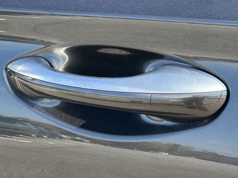 Used 2023 Hyundai Santa Fe SEL w/ Cargo Package image 34