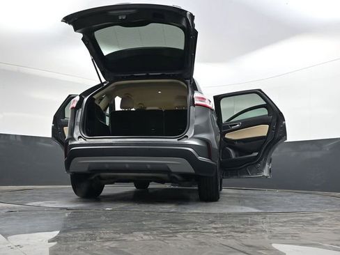 Used 2024 Ford Edge SEL image 38