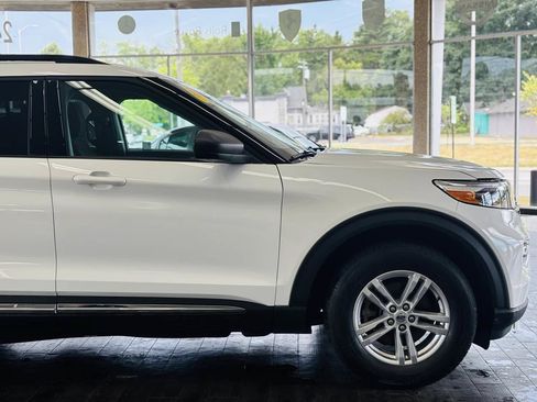 Used 2023 Ford Explorer XLT w/ Class IV Trailer Tow Package AWD/4WD image 5