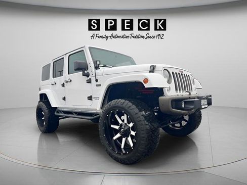 Used 2016 Jeep Wrangler Unlimited Sahara image 7