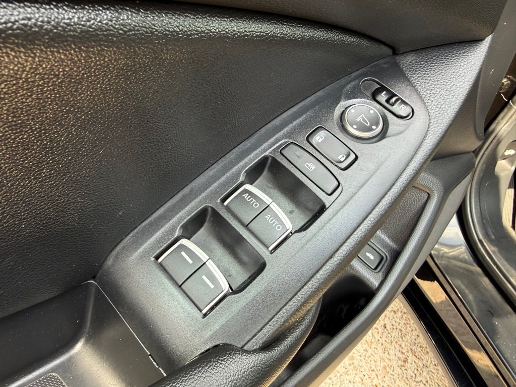 Used 2021 Honda Accord LX image 18