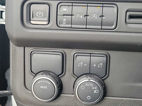Used 2023 Chevrolet Tahoe LS RWD image 24