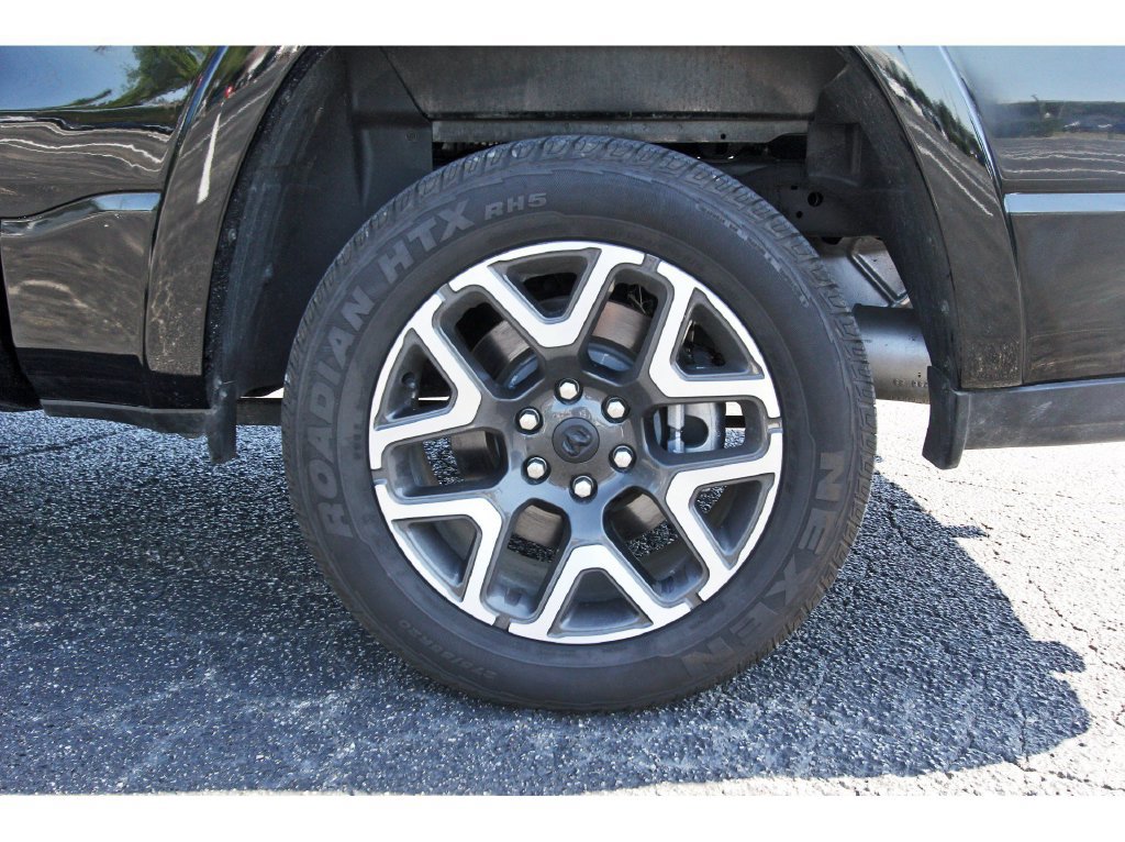 Used 2026 RAM 1500 Laramie AWD/4WD image 30