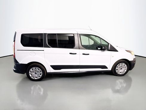 Used 2018 Ford Transit Connect XL image 11