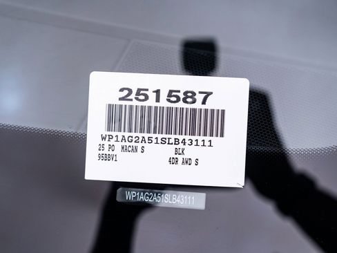 New 2025 Porsche Macan S image 29