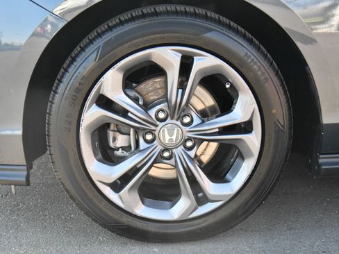 Used 2023 Honda Accord EX image 12