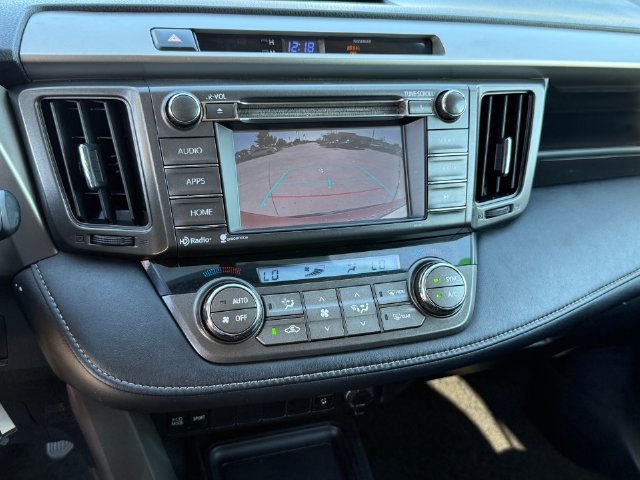 Used 2015 Toyota RAV4 XLE AWD/4WD image 17