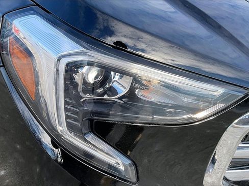 Used 2019 GMC Terrain SLT w/ Preferred Package image 31