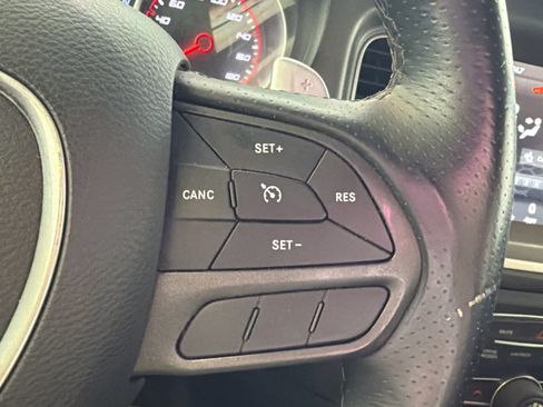 Used 2020 Dodge Charger Scat Pack RWD image 30