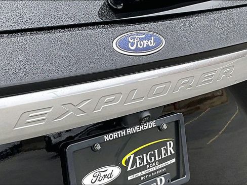 Used 2020 Ford Explorer Platinum image 8