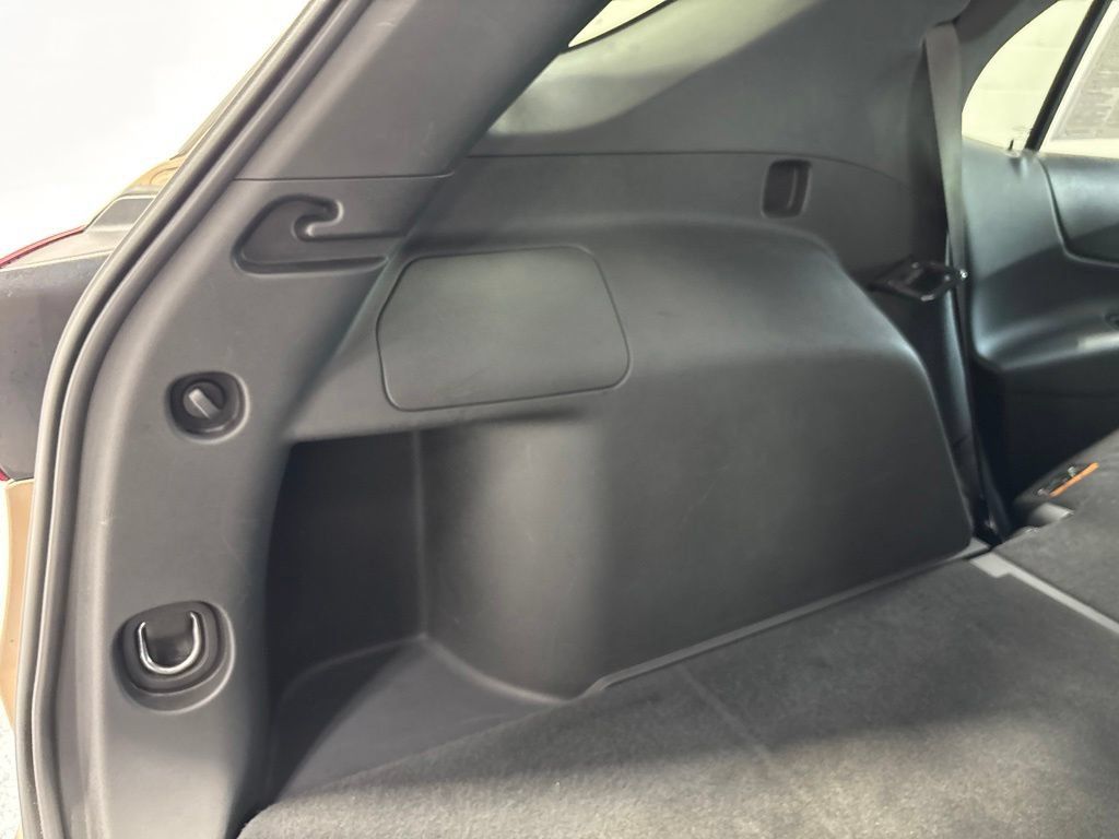 Used 2018 Chevrolet Equinox LT AWD/4WD image 39
