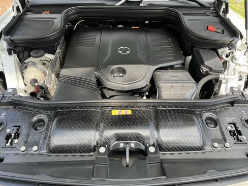 Certified 2024 Mercedes-Benz GLS 450 4MATIC w/ AMG Line Exterior image 36