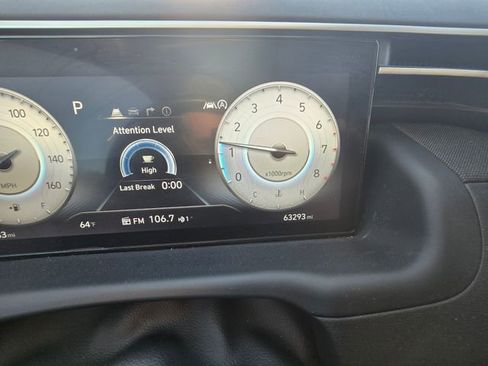 Used 2024 Hyundai Tucson Limited FWD image 2