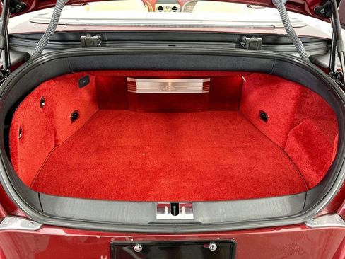 Used 2017 Bentley Continental GT image 32