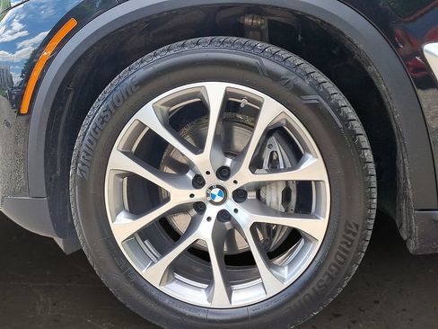 Certified 2025 BMW X5 xDrive40i w/ Climate Comfort Package AWD/4WD image 9