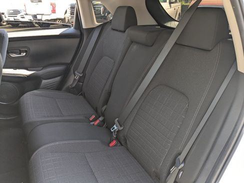 Used 2024 Honda HR-V LX image 17