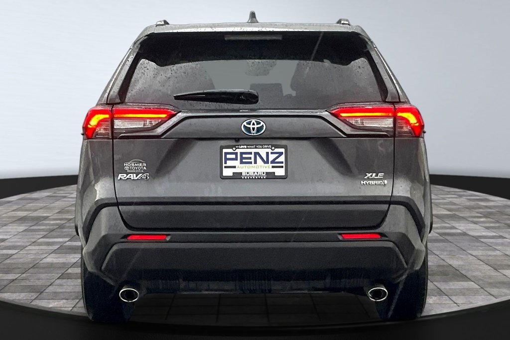 Used 2023 Toyota RAV4 XLE w/ XLE Grade Weather Package AWD/4WD image 5