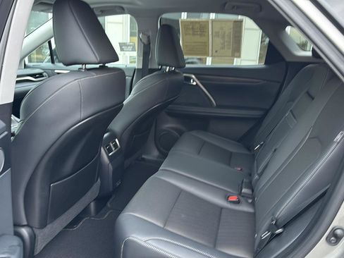 Certified 2022 Lexus RX 350 FWD w/ Premium Package image 9