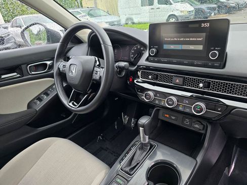 Used 2022 Honda Civic EX image 12