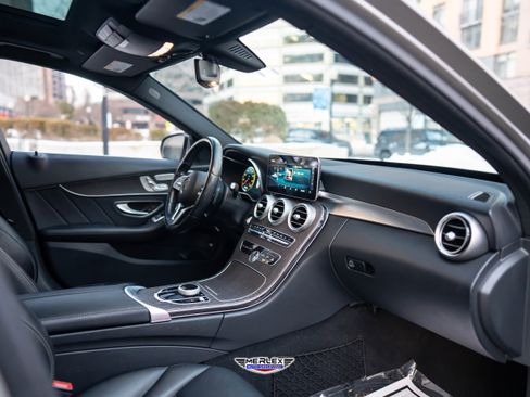 Used 2020 Mercedes-Benz C 300 4MATIC Sedan w/ AMG Line image 15