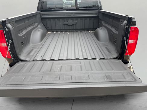 Used 2020 Chevrolet Colorado LT w/ Luxury Package AWD/4WD image 28