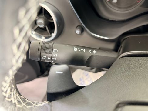 Used 2023 Chevrolet Camaro LT w/ Technology Package RWD image 11