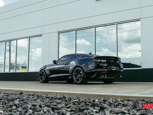Used 2022 Chevrolet Camaro SS RWD image 22