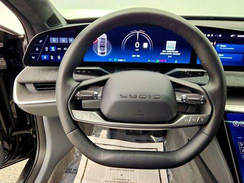 Used 2024 Lucid Air Pure image 12