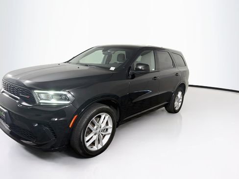 Used 2025 Dodge Durango GT AWD/4WD image 3
