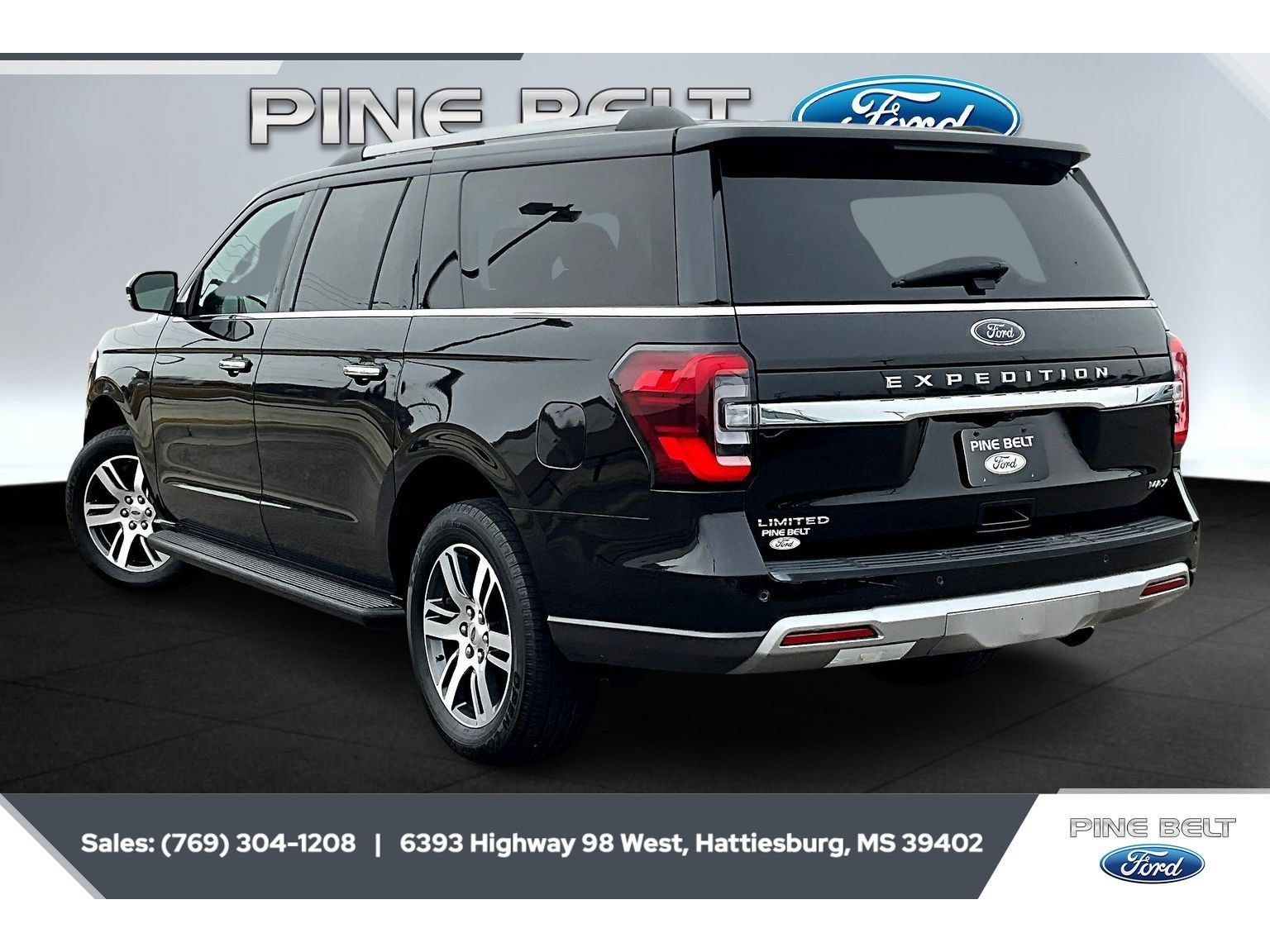 Used 2024 Ford Expedition Max Limited RWD image 2