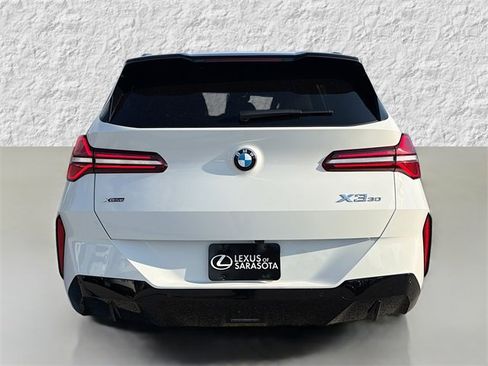 Used 2026 BMW X3 xDrive30 w/ Premium Package image 4