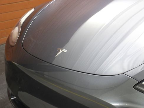 Used 2021 Tesla Model Y Long Range image 22