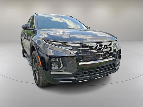 Used 2024 Hyundai Santa Cruz Night AWD/4WD image 2