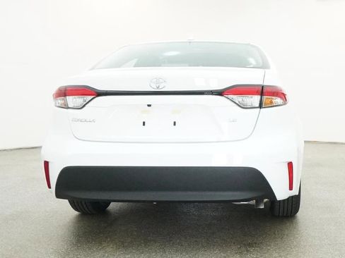 New 2026 Toyota Corolla LE FWD image 17