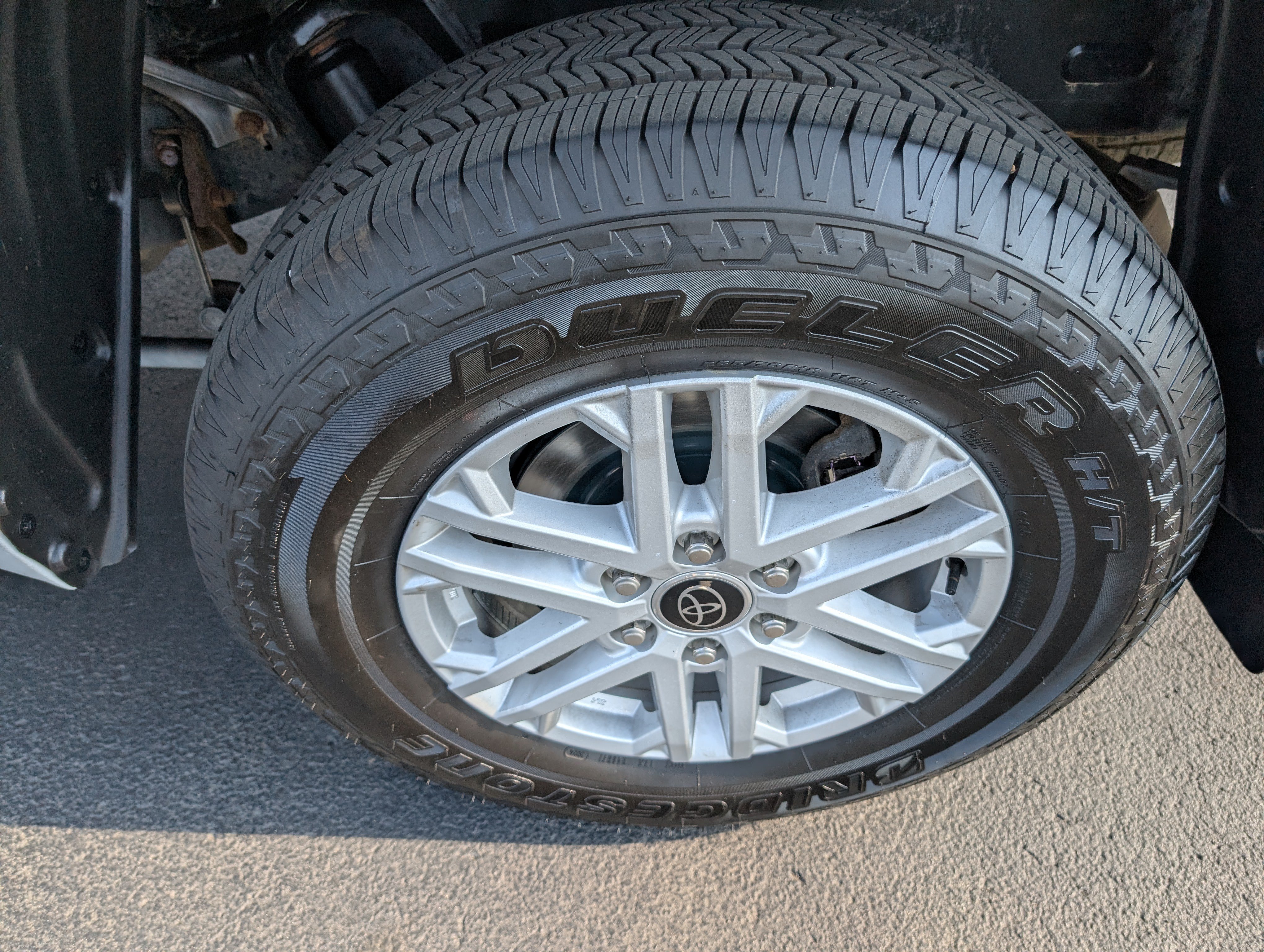 Used 2022 Toyota Tundra SR5 AWD/4WD image 10
