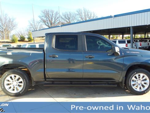 Used 2019 Chevrolet Silverado 1500 Custom w/ Custom Value Package image 6