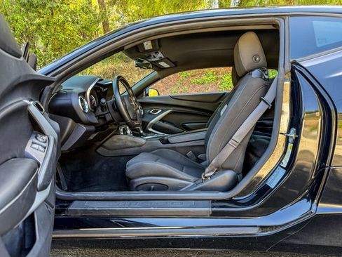 Used 2016 Chevrolet Camaro LT RWD image 24