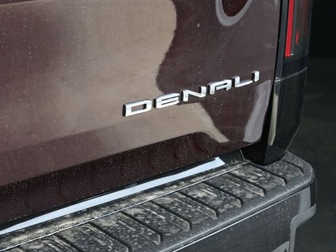 New 2025 GMC Sierra EV Denali image 11