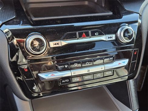 Used 2022 Ford Explorer ST-Line image 22