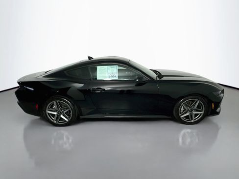 Used 2026 Ford Mustang Coupe RWD image 8